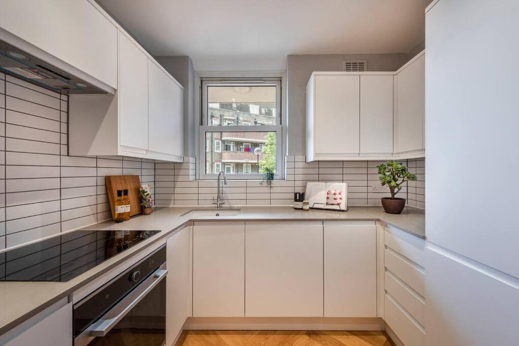 Superb 2 Bed Apartment Near Camden Town Free Wifi Londra Exterior foto